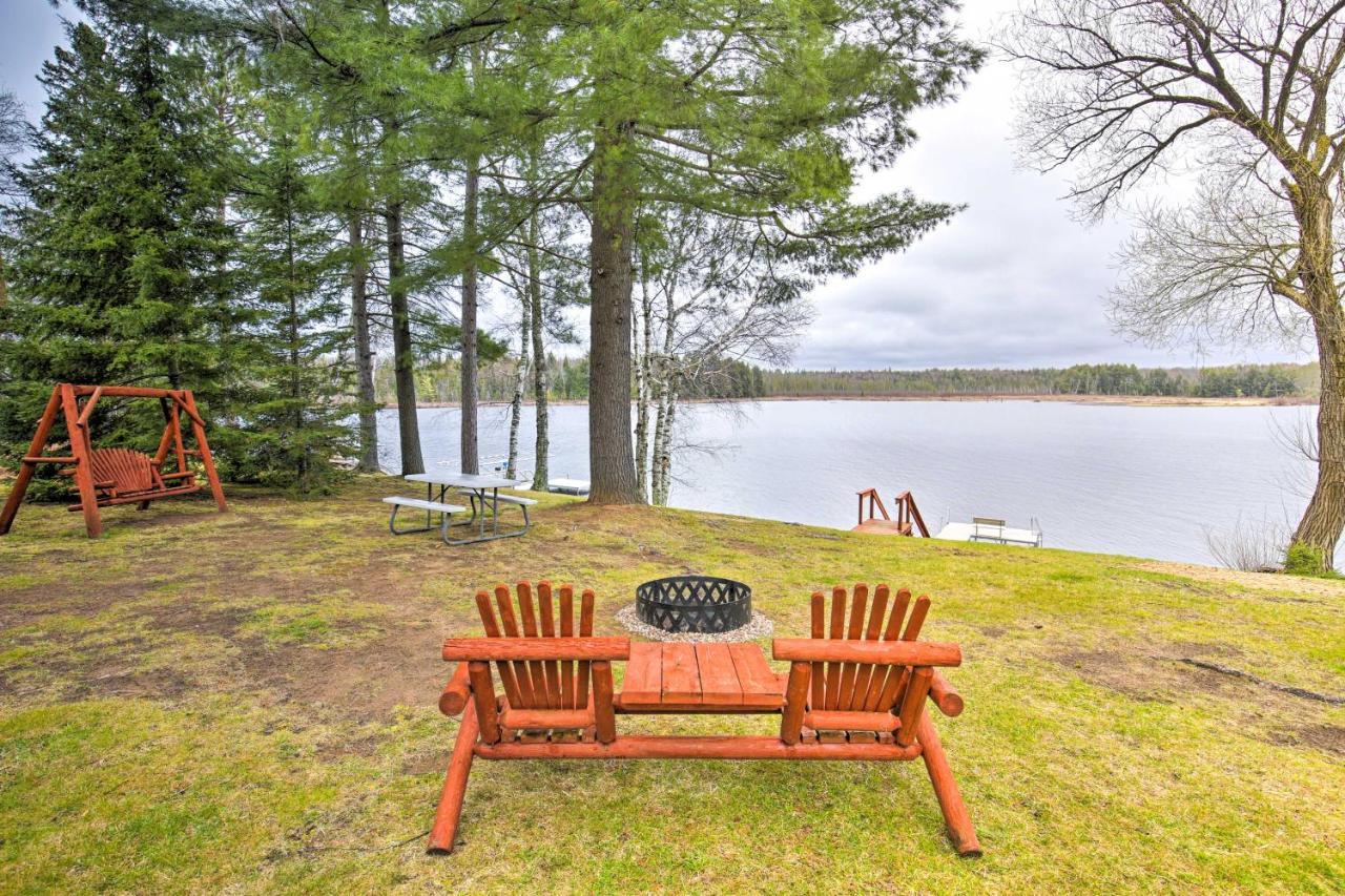 Cozy Dam Lake Escape With Dock, Yard And Water Access! Ігл-Рівер Екстер'єр фото